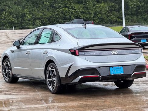 New 2026 Hyundai Sonata SEL FWD image 12