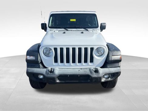 Used 2019 Jeep Wrangler Unlimited Sport S image 3