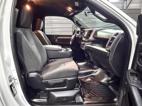 Used 2021 RAM 5500 Tradesman image 16