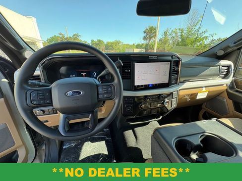 New 2026 Ford F250 XLT w/ XLT Premium Package AWD/4WD image 7