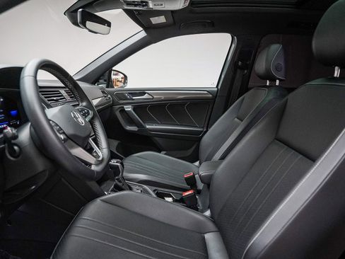 Used 2023 Volkswagen Tiguan SE R-Line FWD image 19