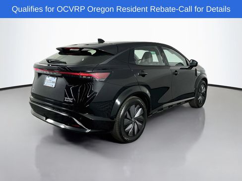 Used 2024 Nissan Ariya AWD image 7