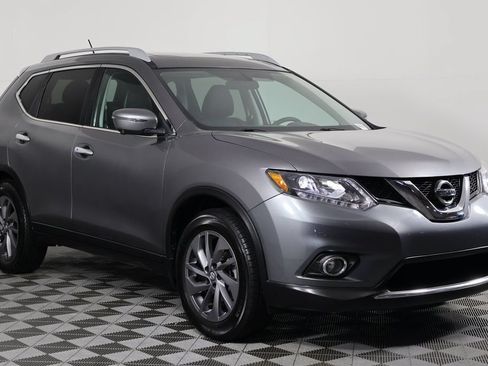 Used 2016 Nissan Rogue SL w/ SL Premium Package FWD image 3