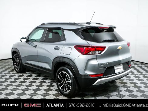 Used 2025 Chevrolet TrailBlazer LT AWD/4WD image 26