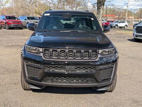 New 2026 Jeep Grand Cherokee Limited AWD/4WD image 8