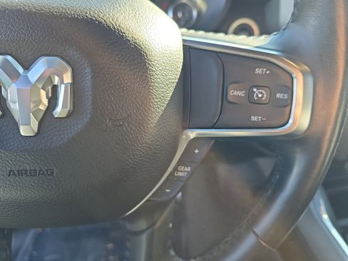 Used 2024 RAM 1500 Laramie image 15