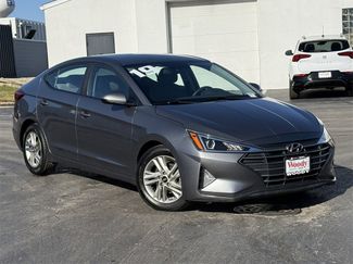 Used 2019 Hyundai Elantra SEL video 2