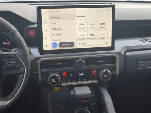 Used 2024 Toyota Tacoma TRD Off-Road image 18