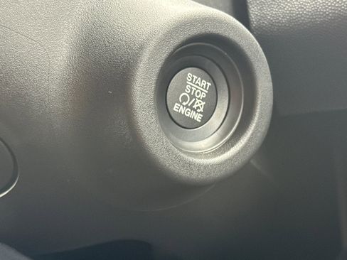 New 2026 RAM ProMaster 1500 w/ Quick Order Package 22G SLT image 20