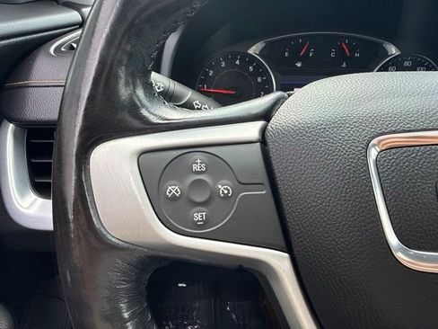 Used 2019 GMC Terrain SLE w/ Driver Convenience Package AWD/4WD image 26