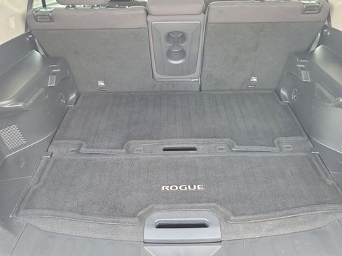 Used 2016 Nissan Rogue S w/ Appearance Package image 7