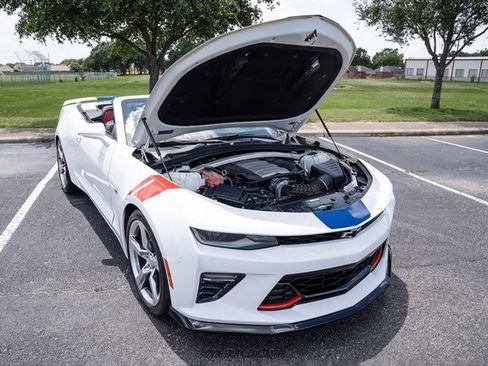 Used 2017 Chevrolet Camaro SS RWD image 25