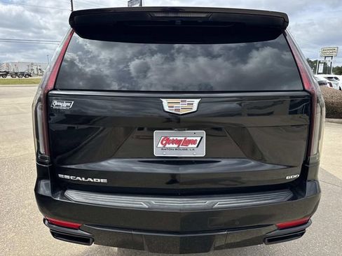 Used 2024 Cadillac Escalade Sport image 6