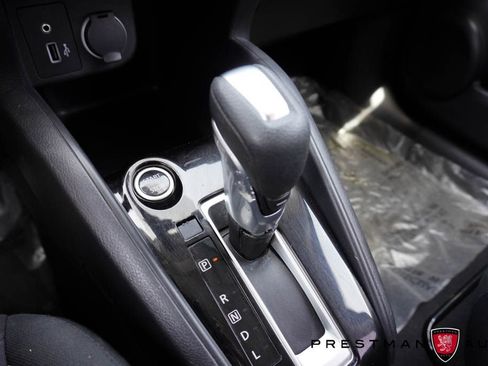 Used 2021 Nissan Kicks S FWD image 23