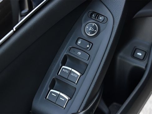 Used 2018 Honda Accord Sport image 10