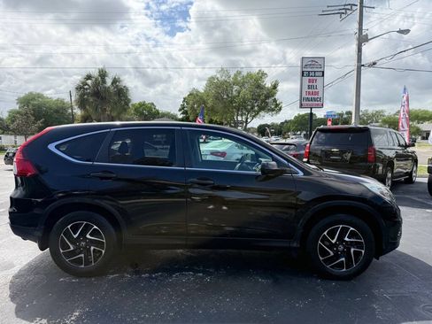 Used 2016 Honda CR-V SE image 4