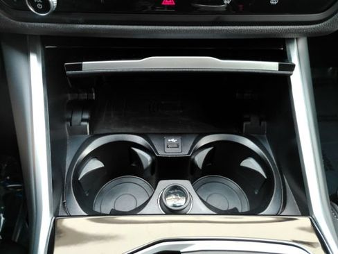 Used 2023 BMW 330i Sedan w/ Driving Assistance Package RWD image 45