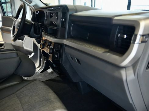 Used 2023 Ford F250 XL w/ STX Appearance Package AWD/4WD image 29