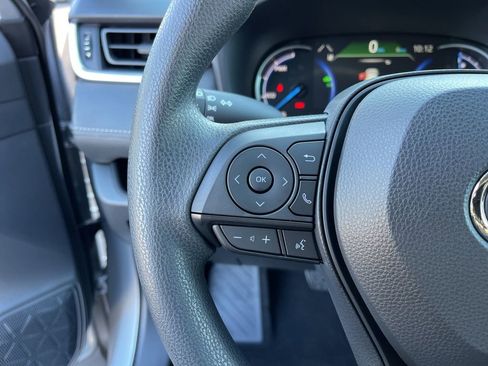 Used 2025 Toyota RAV4 LE image 16