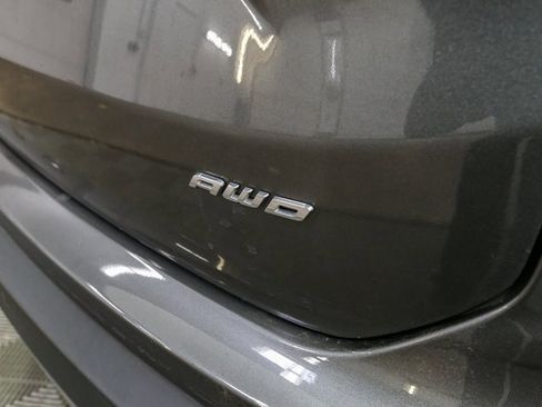 Used 2023 Ford Edge SEL w/ Convenience Package image 10