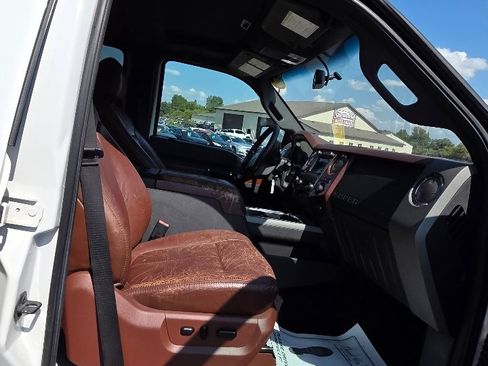 Used 2011 Ford F350 King Ranch w/ King Ranch w/Chrome Pkg image 16