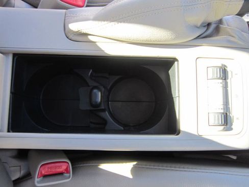 Used 2009 Subaru Legacy 2.5i Limited image 17