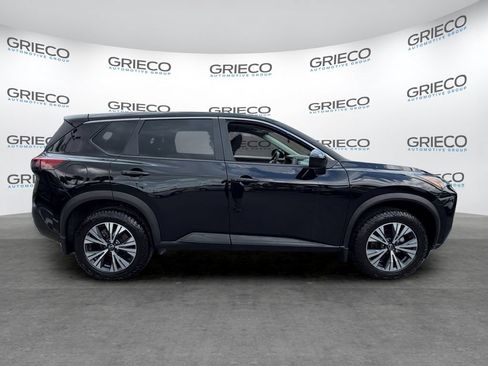 Certified 2023 Nissan Rogue SV FWD image 8