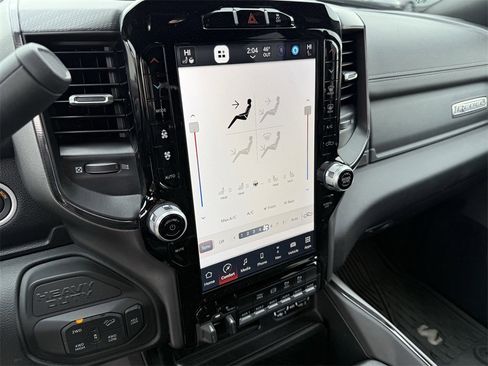 Used 2024 RAM 2500 Rebel w/ Towing Technology Group image 18