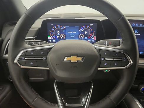 Used 2025 Chevrolet Tahoe Premier RWD image 47