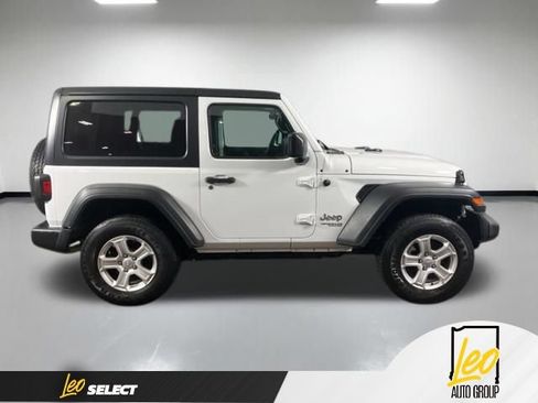 Used 2021 Jeep Wrangler Sport AWD/4WD image 8