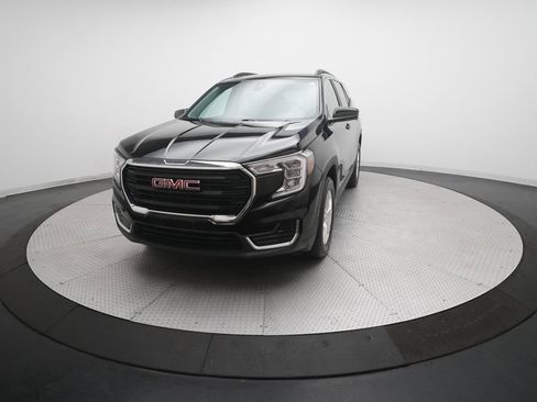 Used 2022 GMC Terrain SLE w/ Driver Convenience Package image 12