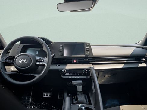 New 2025 Hyundai Elantra Sport FWD image 16