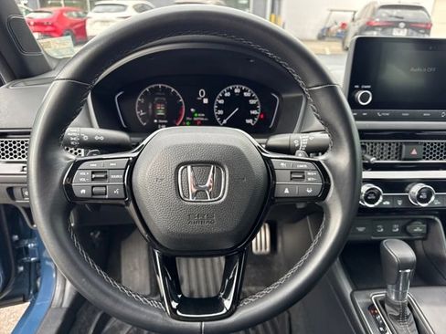 Used 2025 Honda Civic Sport image 17