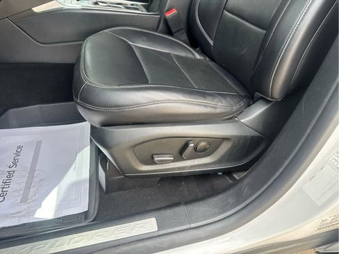 Used 2021 Ford Explorer Limited w/ Equipment Group 301A RWD image 24