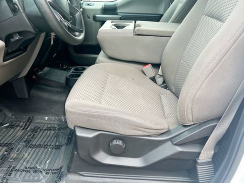 Used 2018 Ford F350 XLT w/ Snow Plow Prep Package AWD/4WD image 19