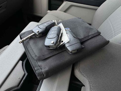 Used 2019 Ford F250 XLT image 30