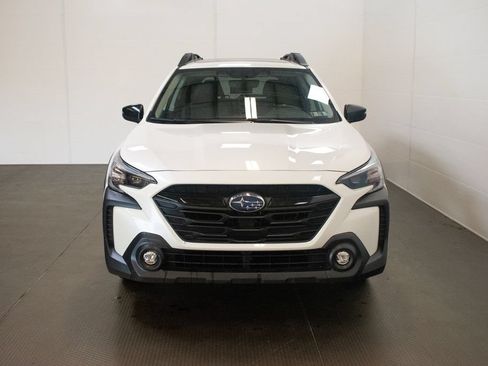 Used 2024 Subaru Outback Onyx Edition AWD/4WD image 2