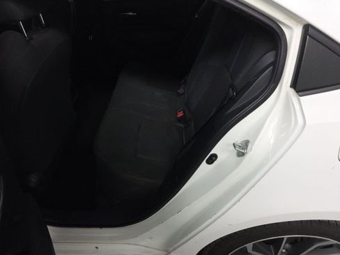 Used 2021 Toyota Corolla SE w/ Carpet Mat Package (TMS) image 23