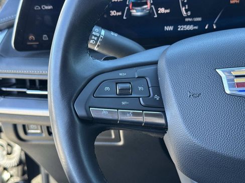 Used 2024 Cadillac XT4 Premium Luxury image 31