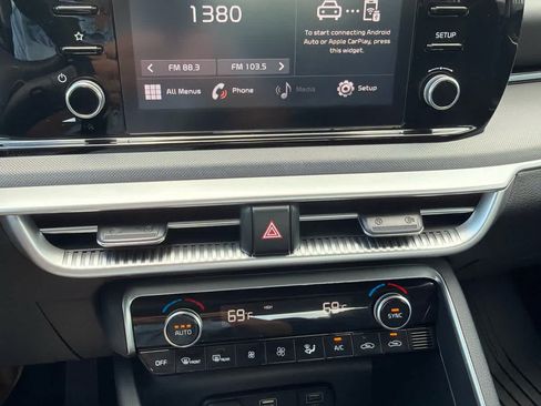 Used 2022 Kia K5 LX FWD image 14