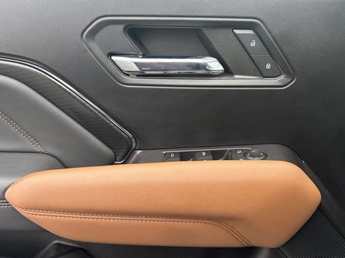 Used 2023 GMC Canyon AT4 w/ Canyon Safety Plus Package image 10