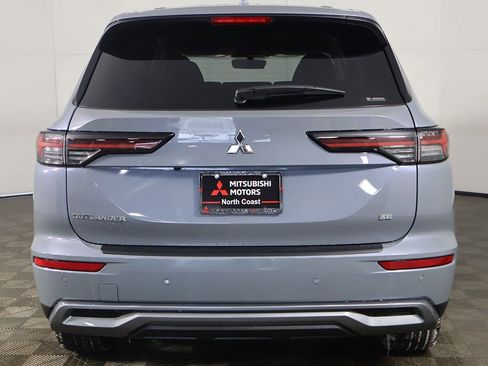 New 2026 Mitsubishi Outlander SE AWD/4WD image 14