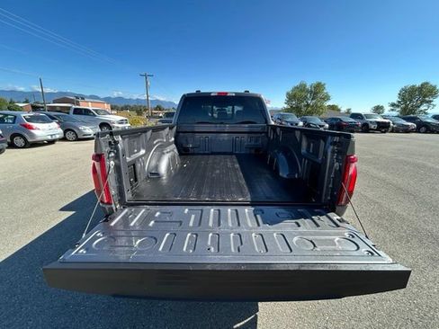 Used 2025 Ford F150 Lariat AWD/4WD image 12