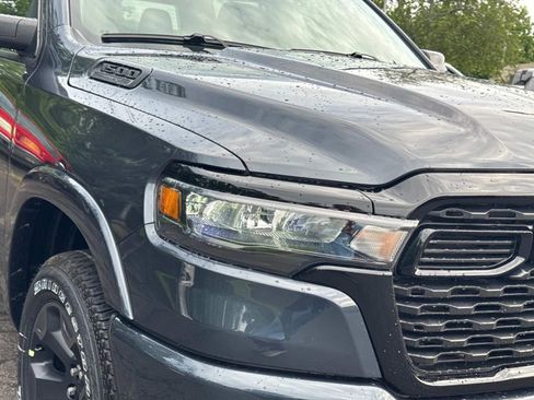New 2026 RAM 1500 4x4 Crew Cab image 10