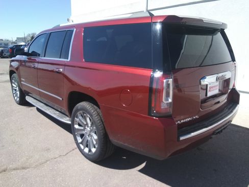 Used 2016 GMC Yukon XL Denali w/ Open Road Package AWD/4WD image 7