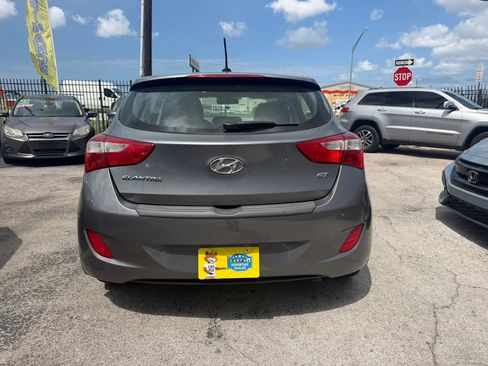 Used 2016 Hyundai Elantra GT FWD image 5