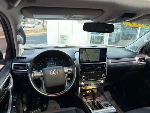Used 2019 Lexus GX 460 Premium AWD/4WD image 13