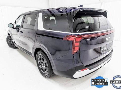 Used 2025 Kia Carnival LXS image 5