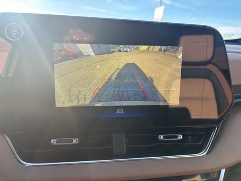 New 2026 Chevrolet Equinox ACTIV w/ Convenience Package III FWD image 7