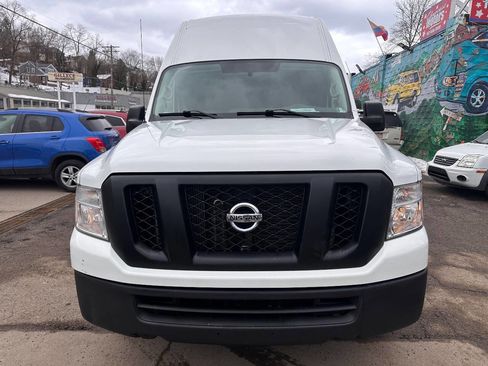 Used 2018 Nissan NV 2500 S image 2